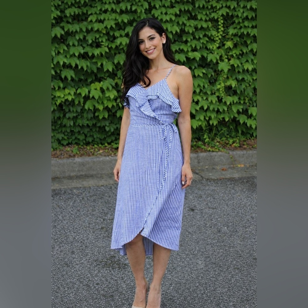 A.n.d Size small blue and striped midi women’s dress